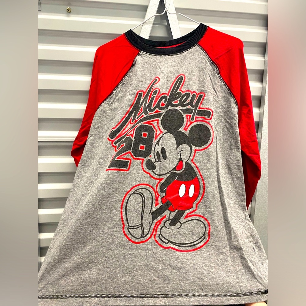 OFFICIAL DISNEY VINTAGE MICKEY MOUSE BASEBALL TEE SIZE LARGE full sleeve